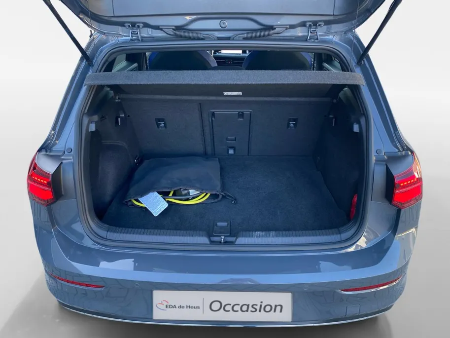 Volkswagen Golf 1.4 eHybrid GTE | Automaat | Kuipstoelen | Camera | Dodehoek Detectie | Cruise Control Adaptief | Climate Control | Keyless | DAB