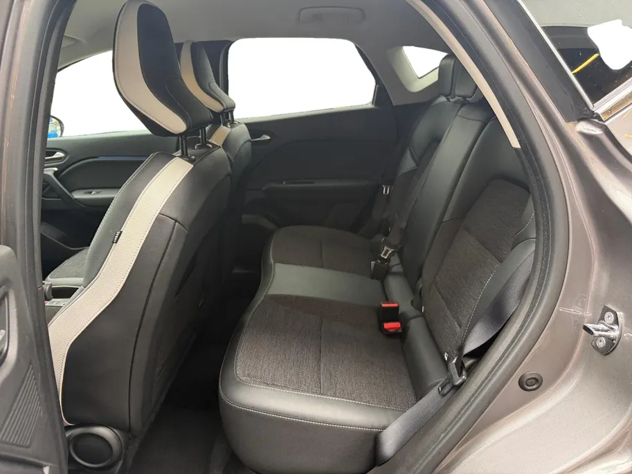 Renault Captur 1.0 TCe 90 Intens | HOGE ZIT | TREKHAAK | APPLE / ANDROID CARPLAY | CRUISE/CLIMATE CONTROL