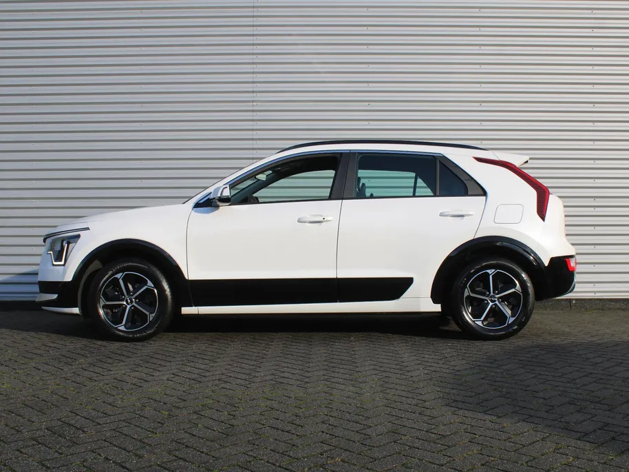 Kia Niro 1.6 GDi Hybrid DynamicLine | Camera | Cruise adapt. | Clima | 16' LM | Navi | Keyless | Apple Carplay/Android Auto |