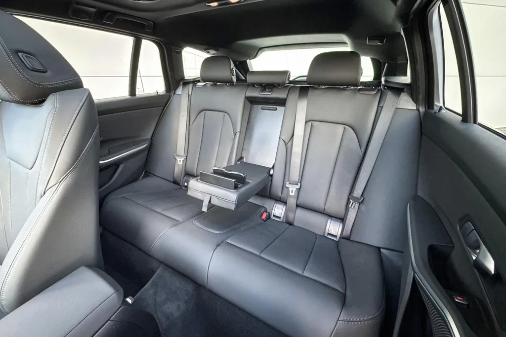 BMW 3 Serie Touring 330e