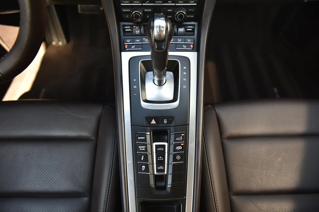 Porsche 911 Cabrio 3.8 Carrera 4S