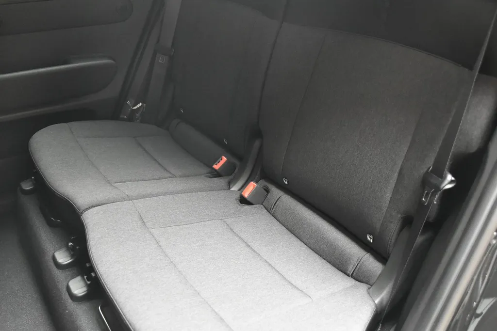 Hyundai Inster 49 kWh 115pk 4-zits Limited I Snel rijden !
