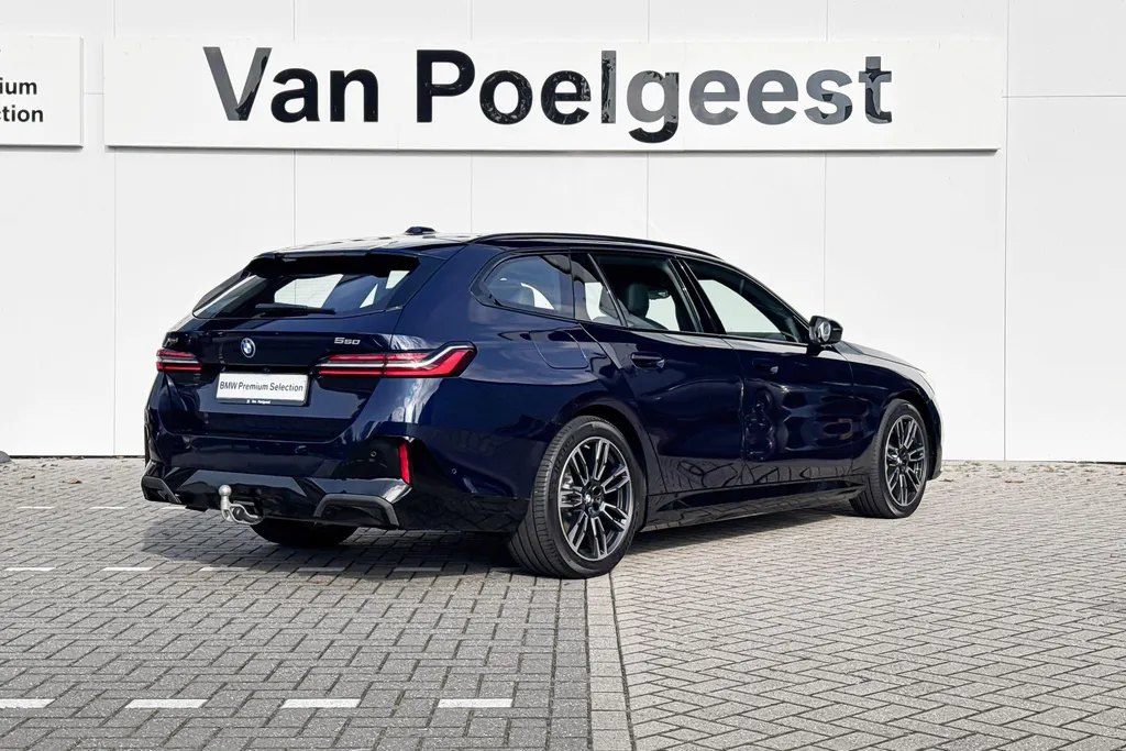 BMW 5 Serie Touring 550e xDrive