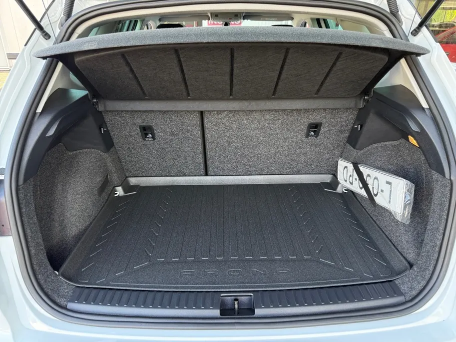 SEAT Arona 1.0 TSI Style Business Intens Plus + trekhaak