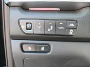 Kia e-Niro DynamicPlusLine 64 kWh | Warmtepomp! | Apple Carplay / Android Auto | Navigatiesyteem | Elektrisch Verstelbare Voorstoelen | Bestuurdersstoel + Geheugen | Stoelverwarming + Stoelkoeling | Stuurverwarming | Elektrisch Schuif / Kanteldak | Licht + Regensens