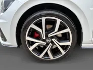 Volkswagen Polo 2.0 TSI GTI *Automaat*Navigatie*Parkeersensoren*LM.Velgen*Dealer Onderhouden!