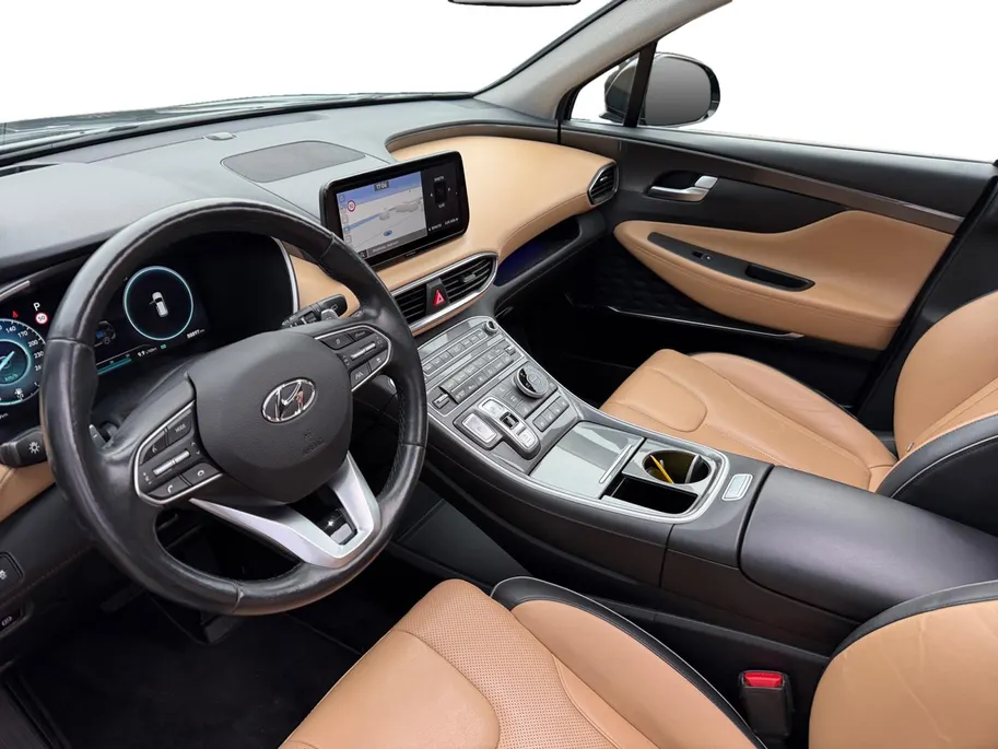Hyundai Santa Fe 1.6 T-GDI PHEV Premium Sky 7-persoons | Zeer compleet | Zeer nette auto | Open dak | 360 graden camera | Stoelverwarming & koeling |