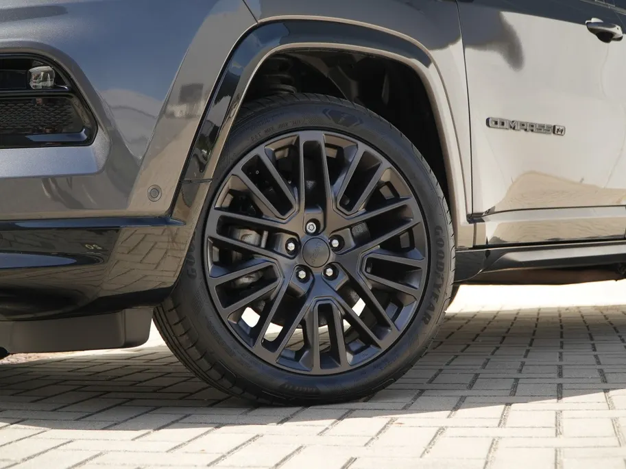 Jeep Compass 4xe 240 PK Hybrid 80th Anniversary | Leder | Navi | Cam | 19'