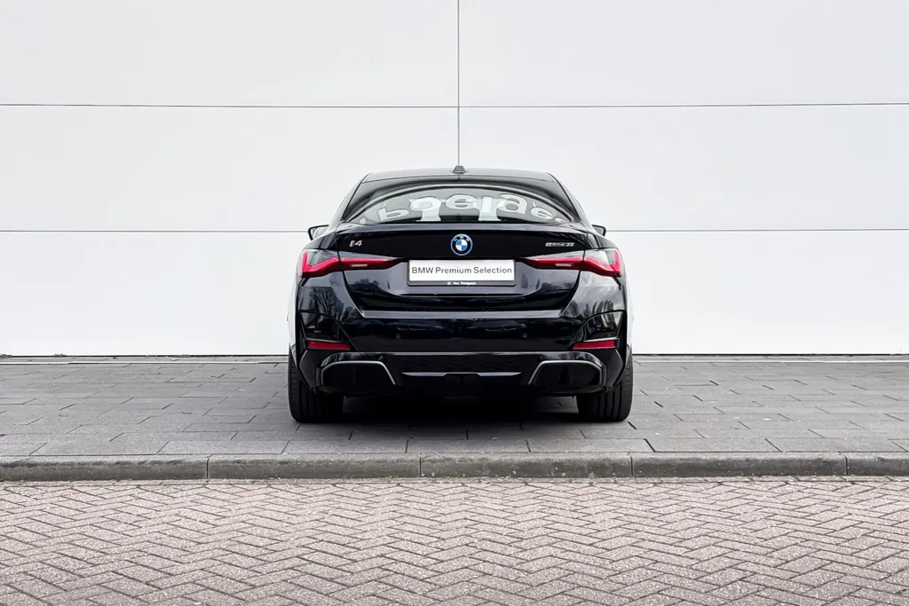 BMW i4 eDrive35 70 kWh
