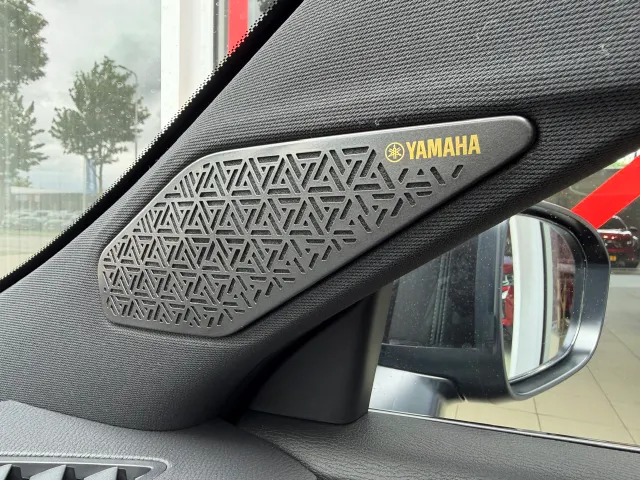 Mitsubishi Outlander 2.4 PHEV Black Edition | NIEUW | Leder | Panoramdak | App Connect | Keyless | Head-Up
