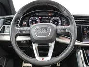 Audi Q8 55 TFSIe 381pk Tiptronic Quattro Pro Line S · Panoramadak · 360 Camera · Wegklapbare Trekhaak · Apple/Android Car Play · Luchtvering · 21'' Inch ·