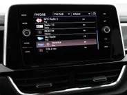 Volkswagen T-Roc 1.5 TSI 150pk DSG R-Line · Camera · Keyless · Dodehoeksensor · Stoelverwarming · ACC · Elek. Achterklep · 18'Velgen · Garantie t/m 19-02-2027