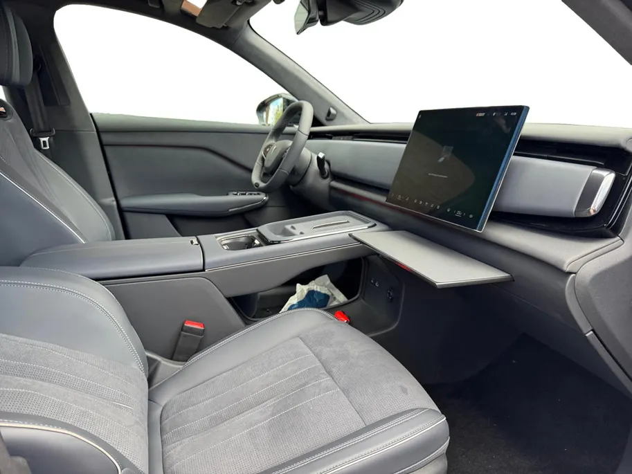 Voyah Courage Performance Edition 80 kWh | Nieuw model | Zeer compleet | 435 pk |