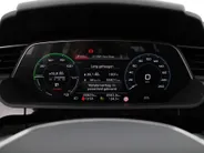 Audi e-tron e-tron 50 Quattro 313pk Launch Edition 71 kWh · SOH 94,9% · Camera · Luchtvering · Afneembare Trekhaak · Stoelverwarming · Elek. Achterklep ·