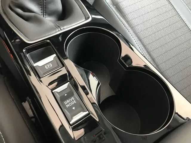 Peugeot 208 1.2 PureTech Allure Pack