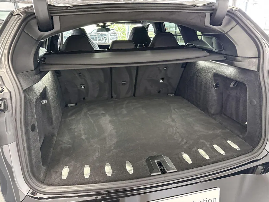 BMW XM PHEV