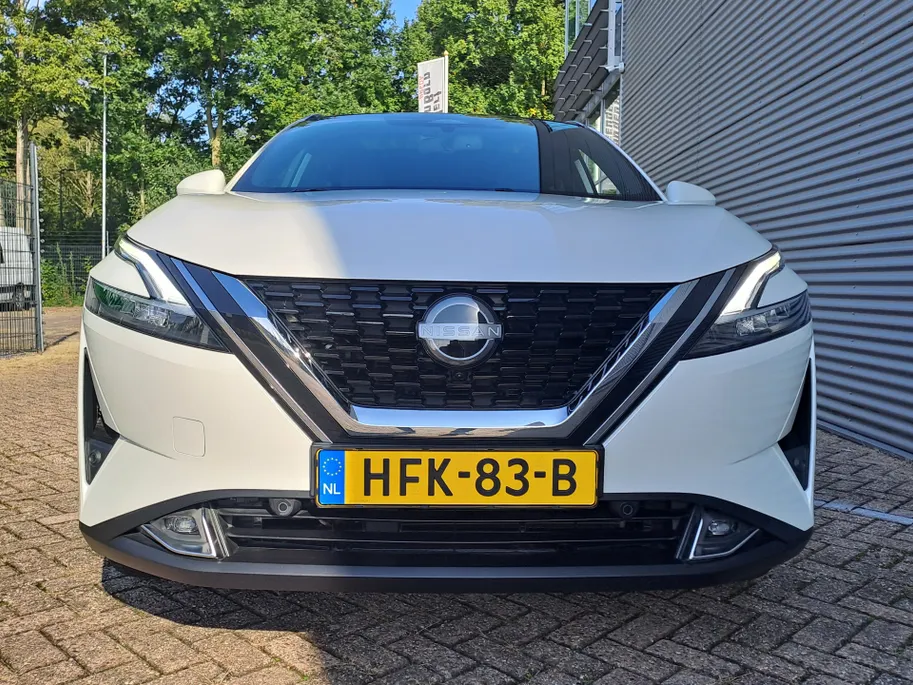 Nissan QASHQAI 1.3 MHEV Tekna Plus | Leer | Voorstoelen verwarmd | 360 Camera | Navigatie | 20'' LM | Stoel Massage | Luxe Lederen Bekleding | Dode Hoek Detectie | Apple Carplay/Android Auto
