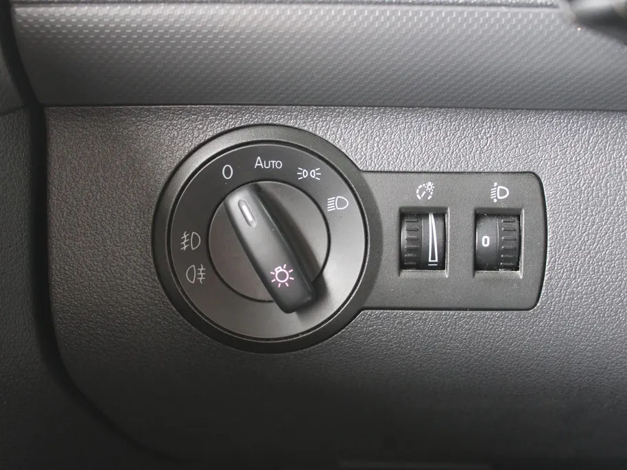 Volkswagen Caddy 1.6 TDI BMT | Automaat | Airco | Cruise | Navi | Bluetooth | Lichtsensor |