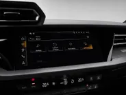 Audi A3 Sportback 40 TFSIe 204pk S-tronic S edition · Camera · Apple/Android Car Play · Stoelverwarming · Navigatie · P-Sensoren · 17'' Inch · Garantie t/m 21-07-2029 of 100.000km  · EXTRA INRUILKORTING ·