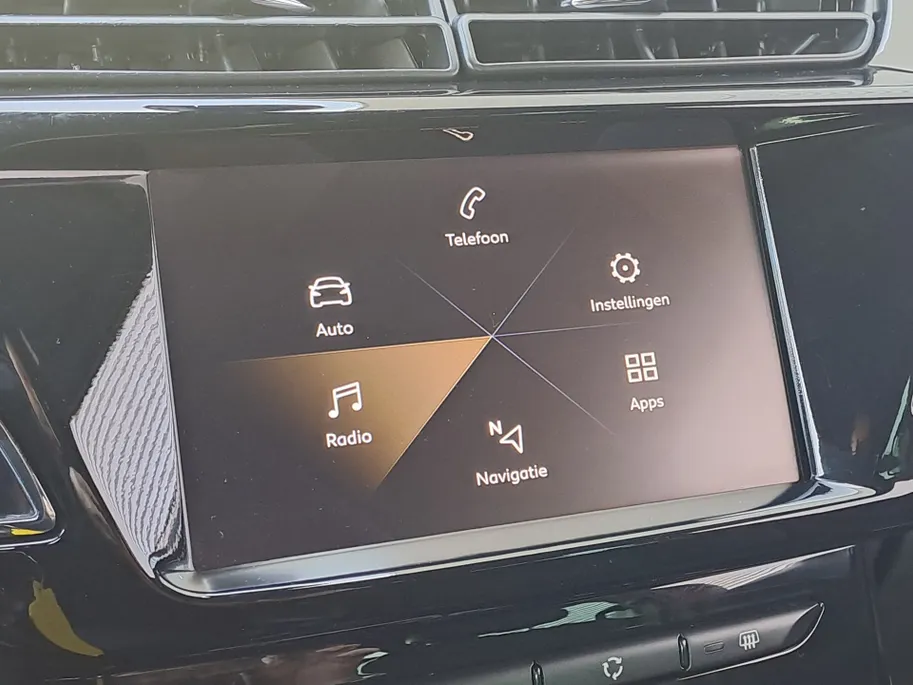 DS DS 3 1.2 PureTech Performance Line AUTOMAAT | Navigatie | Climate | Cruise | schakelpaddles | Apple Carplay/Android Auto