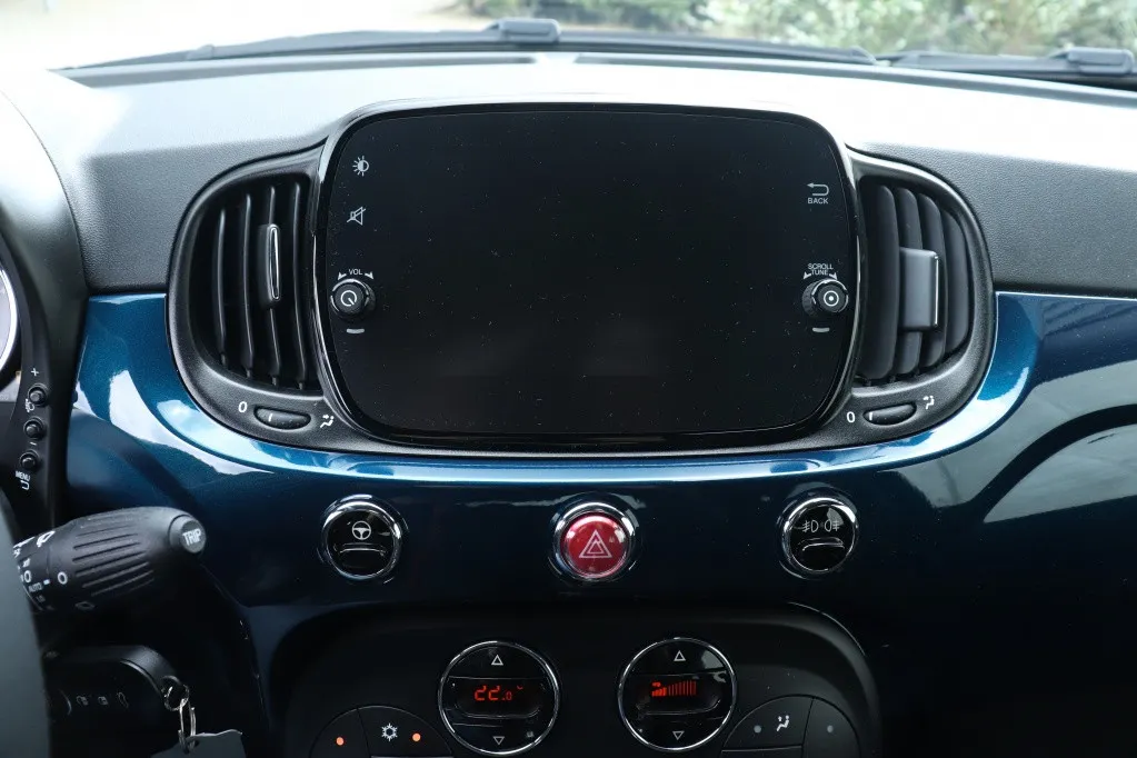 Fiat 500 1.0 Hybrid 70 PK | Comfort | Style | Tech | Navi
