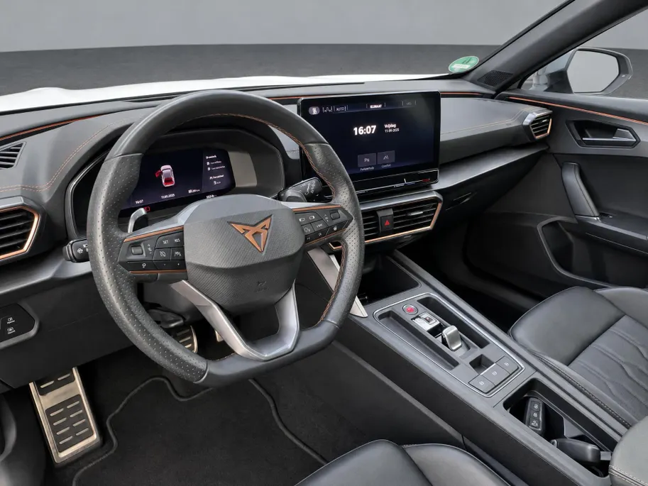 CUPRA Formentor 1.4 245pk DSG e-Hybrid VZ Performance · Panoramadak · Leder · 360 Camera · Elek. Voorstoel · Elek. Achterklep · Stoelverwarming · 19'' Inch ·