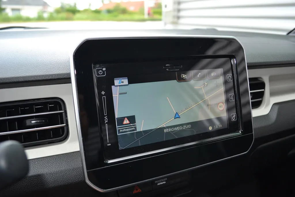 Suzuki Ignis 1.2 SMART HYBRID STYLE|CAMERA|CLIMA|CARPLAY