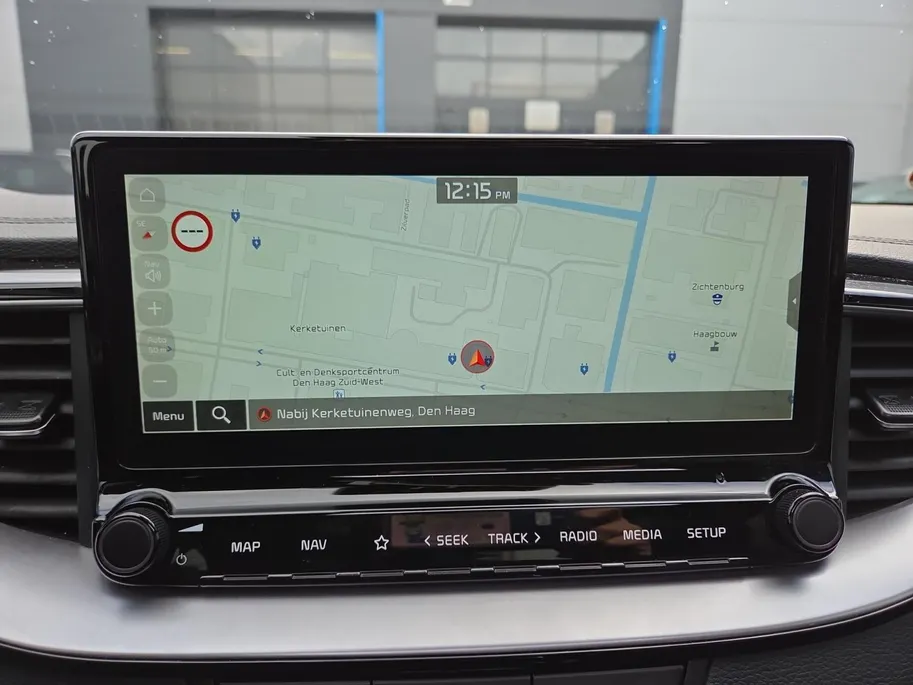 Kia XCeed 1.6i PHEV ExecutiveLine 1e Eigenaar | Dealer Onderhouden | Meest luxe uitvoering | Fabrieksgarantie | Stoelverwarming en Ventilatie | Carplay & Android | Camera | Dodehoek Detectie | Leder | Cruise Control Adaptief | Panorama Dak |