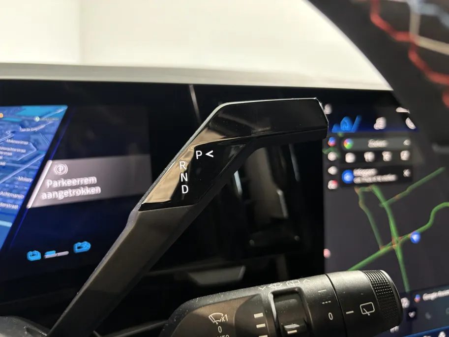 Renault Austral 200PK E-Tech Full Hybrid Esprit Alpine Automaat | DEMO - Beschikbaar per 30-09-2026 | Afneembare Trekhaak | Elektrisch Verstelbare Stoelen | Harman Kardon Audio | Adaptive Cruise Control | Climate Control | Apple CarPlay/Android Auto |