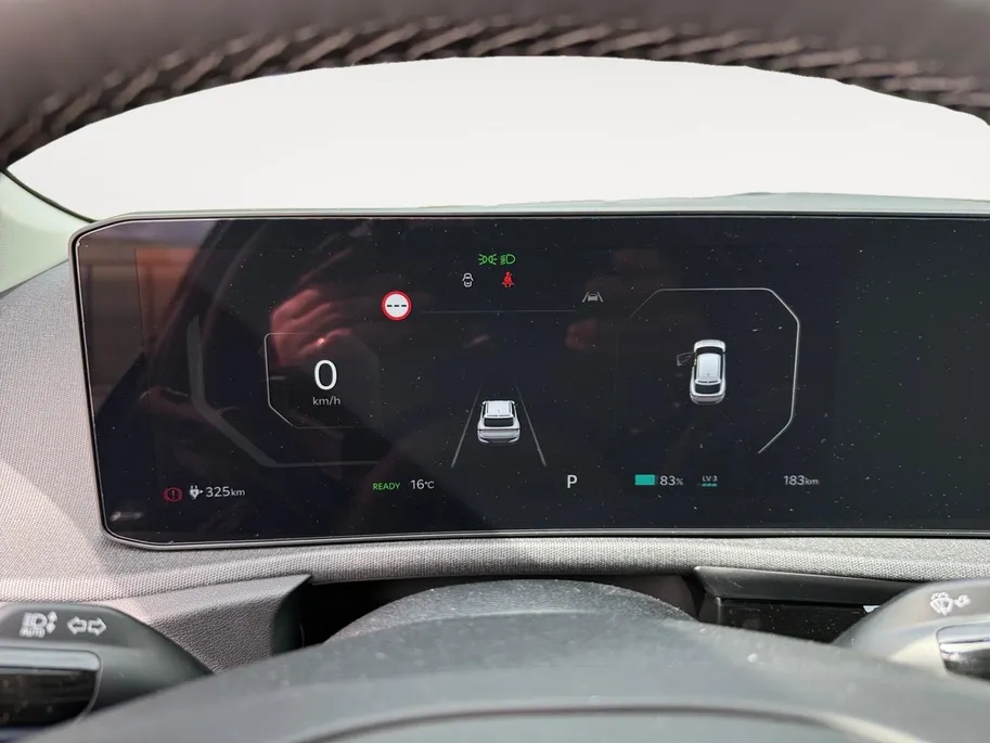 Kia EV6 Black Edition 63 kWh | NAVI | CAMERA | ANDROID & APPLE CARPLAY | BLACK EDITION | 20 INCH & ALL SEASON | ETC...