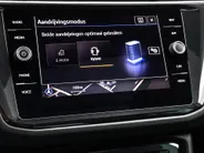 Volkswagen Tiguan 1.4 TSI 245pk eHybrid Elegance · Panoramadak · Camera · P-Sensoren · Dodehoek Detectie · 19'' Inch ·