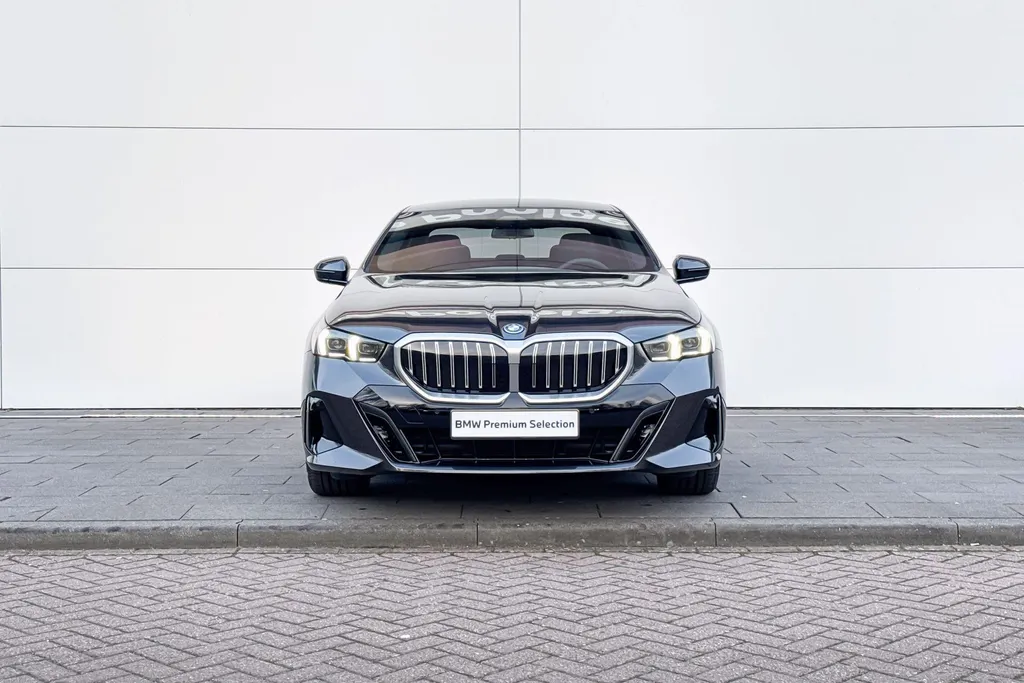BMW 5 Serie Sedan 530e M Sport Edition