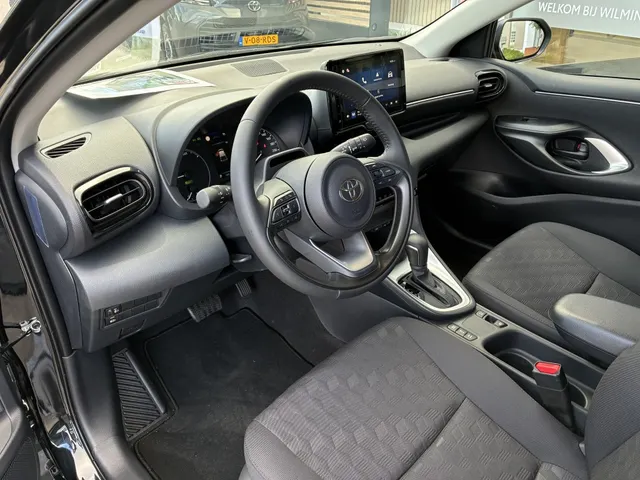 Toyota Yaris 1.5 Hybrid 115 Comfort | incl. 3500 euro demo korting