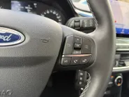 Ford Puma 1.0 EcoBoost Hybrid Titanium | Dealer onderhouden | NL auto | Adapt. Cruise control | BLIS | Winter pack | Parkeersensoren voor en achter | Achteruitrijcamera | Draadloos opladen mobiel | 1e eigenaar | Bovag garantie |