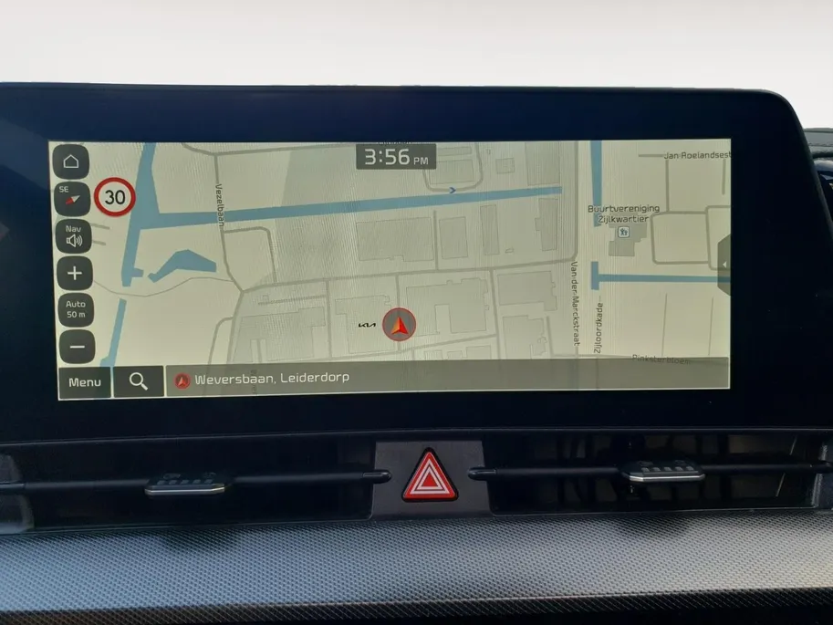 Kia Sportage 1.6 T-GDi Hybrid DynamicPlusLine | Stoel en stuurverwarming | Panorama schuifdak | Elektrisch bedienbare voorstoelen | Navigatie | Dodehoek detectie | Getinte ramen achter |