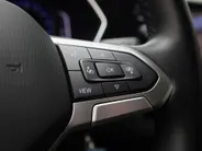 Volkswagen T-Cross 1.0TSI/110PK DSG Style R · R-line exterieur · Navigatie · Apple/Android Car Play · Stoelverwarming · Clima · Parkeersensoren ·