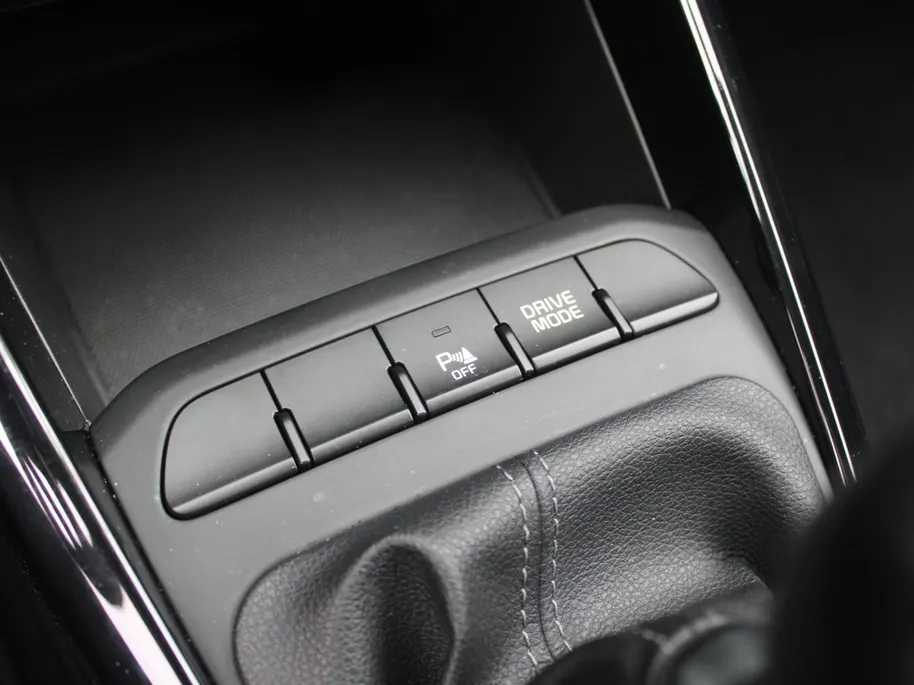 Kia Stonic 1.0 T-GDi MHEV DynamicPlusLine | Trekhaak | 15' LM | Clima | Cruise | Navi | Camera | LED | Keyless | 1e eigenaar |