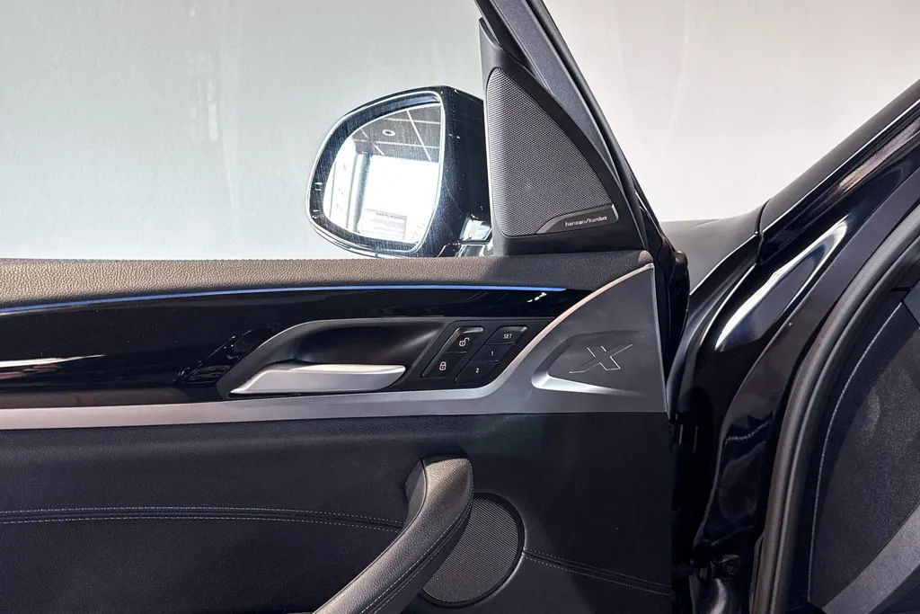 BMW iX3 High Executive Edition 80 kWh