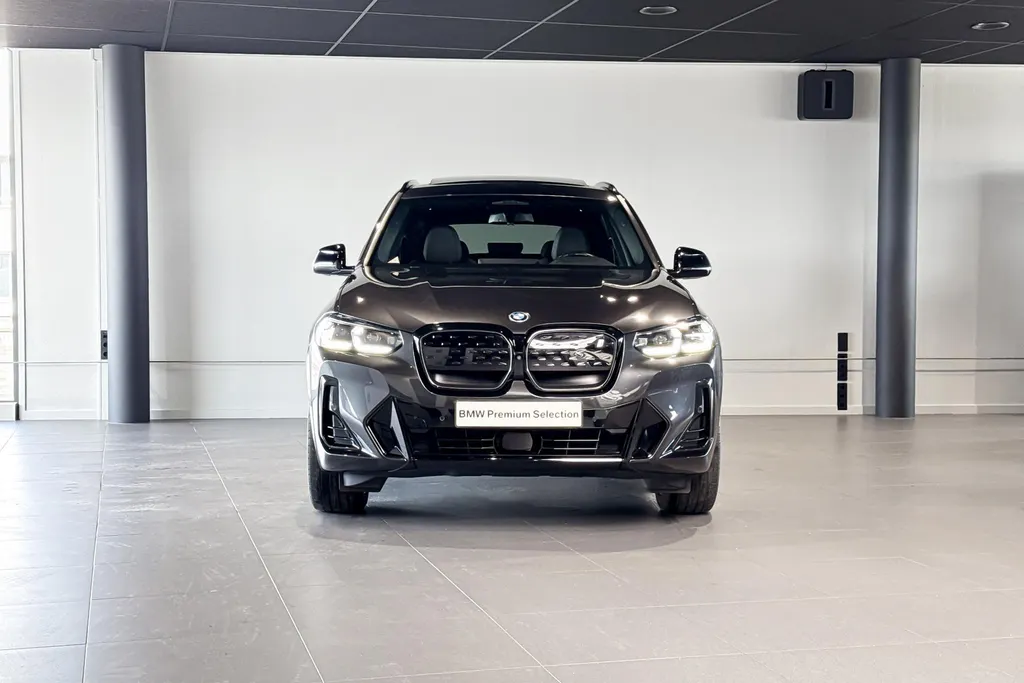 BMW iX3 High Executive