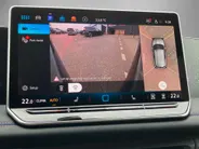 Volkswagen Tiguan 1.5 eTSI 110KW/150PK DSG R-Line Edition · Panoramadak ·Apple/Android Car Play ·  360°Camera + Parkeersensoren · Fabrieksgarantie t/m 03-11-2030 of 100.000Km