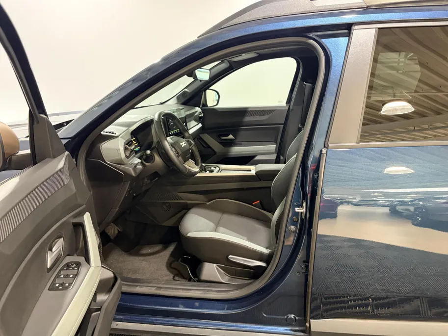 Dacia Bigster 155PK Hybrid Extreme Automaat | 1e eigenaar | 360 Camera | Stoelverwarming | Adaptive Cruise Control | Schuif/Kantel Dak | Climate Control | Apple CarPlay/Android Auto | Digital Cockpit |