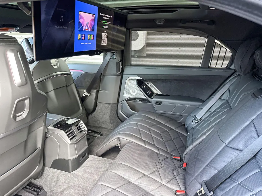 BMW i7 M70 xDrive 118.1 kWh