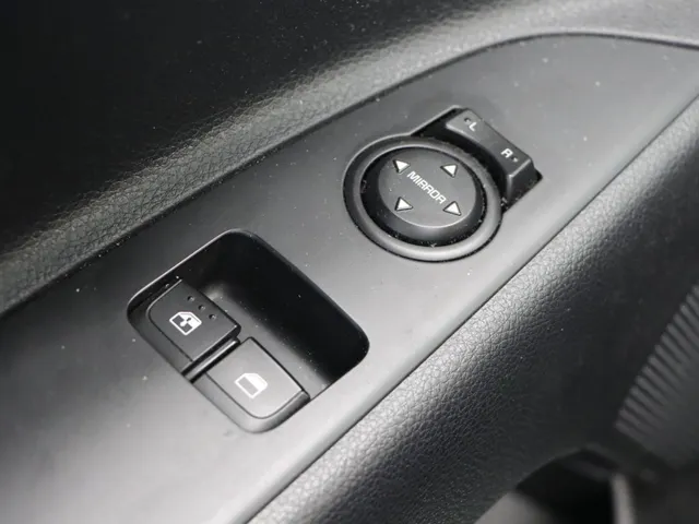 Kia Stonic 1.0 T-GDi MHEV DynamicLine Automaat-Trekhaak