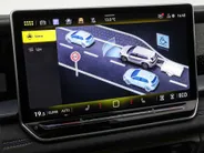 Volkswagen Tayron R-Line Edition 1.5 eHybrid 272 PK 6 versn. DSG · Assistance Pakket Plus · Black Style Pakket · Comfort Pakket · Design Pakket · Trekhaak inklapbaar, electr. ontgrendeling, incl. Trailer Assist ·