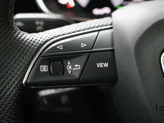 Audi Q3 Sportback 45 TFSI 245PK S-Line S-Tronic Navigatie | 360 camera | Gunner Velgen | Stoelverwarming