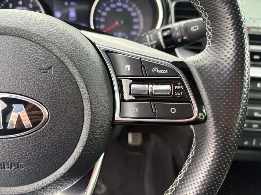 Kia Ceed Sportswagon 1.0 T-GDi GT-Line Business Edition | *1E EIGENAAR | FABRIEKSGARANTIE | APPLE CARPLAY/ ANDROID AUTO | JBL SOUND | STOF/LEDER | NAVI | CAMERA | LMV | ETC…