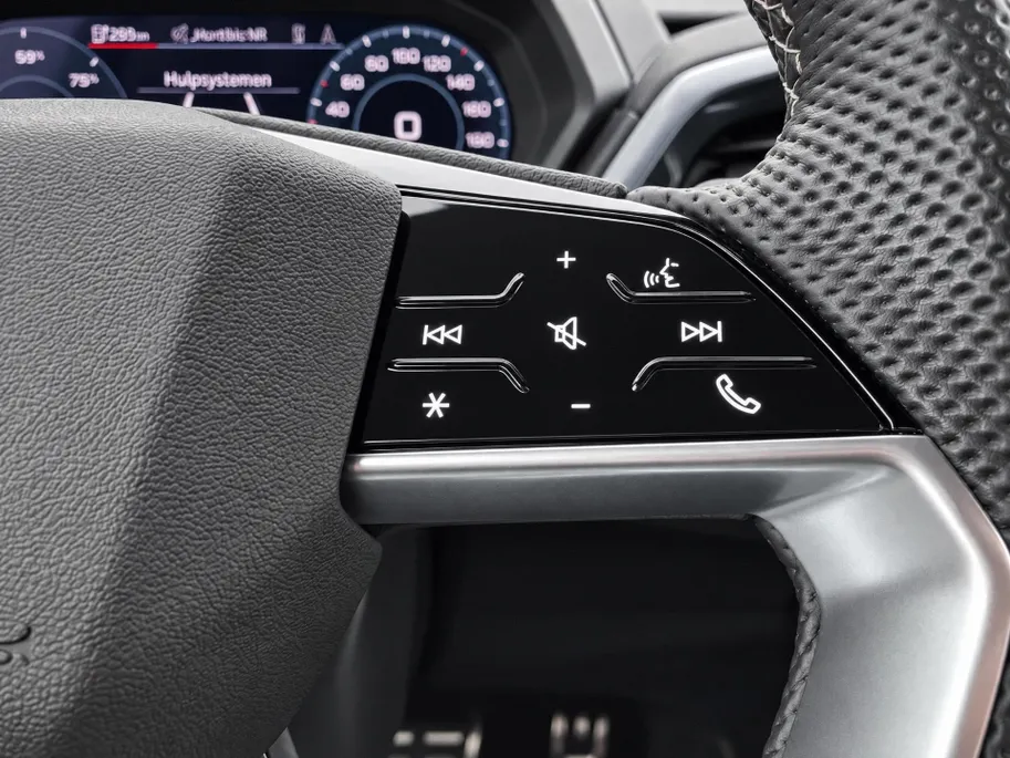 Audi Q4 Sportback e-tron 45 S Edition 82 kWh 210kW/286PK · Leder · Stoelverwarming · Navigatie · Apple/Android Car Play ·