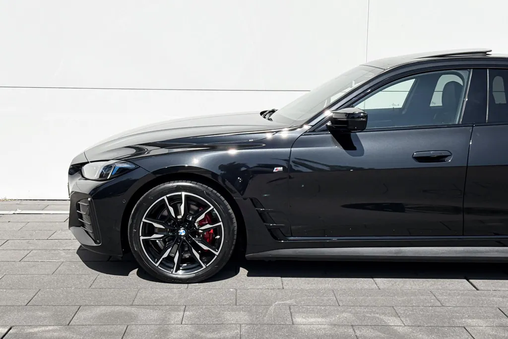 BMW i4 M60 84 kWh
