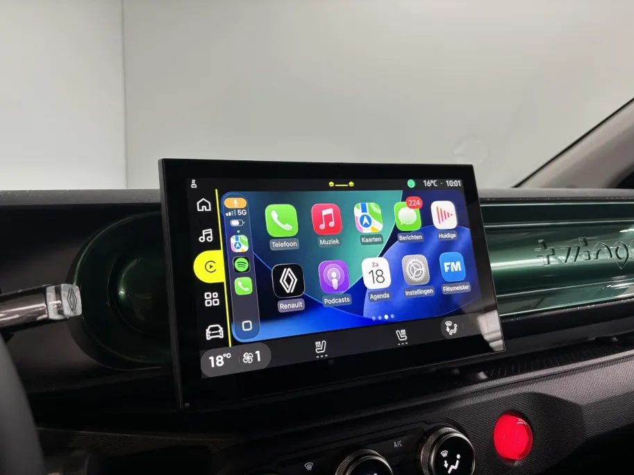 Renault Twingo Urban Range Techno 27.5 kWh Automaat | Demo - Beschikbaar per 01-10-2026 | Armsteun | Camera | Parkeersensoren | Climate Control | Full LED | Adaptive Cruise Control | Navigatie | 18' Lichtmetalen Velgen |