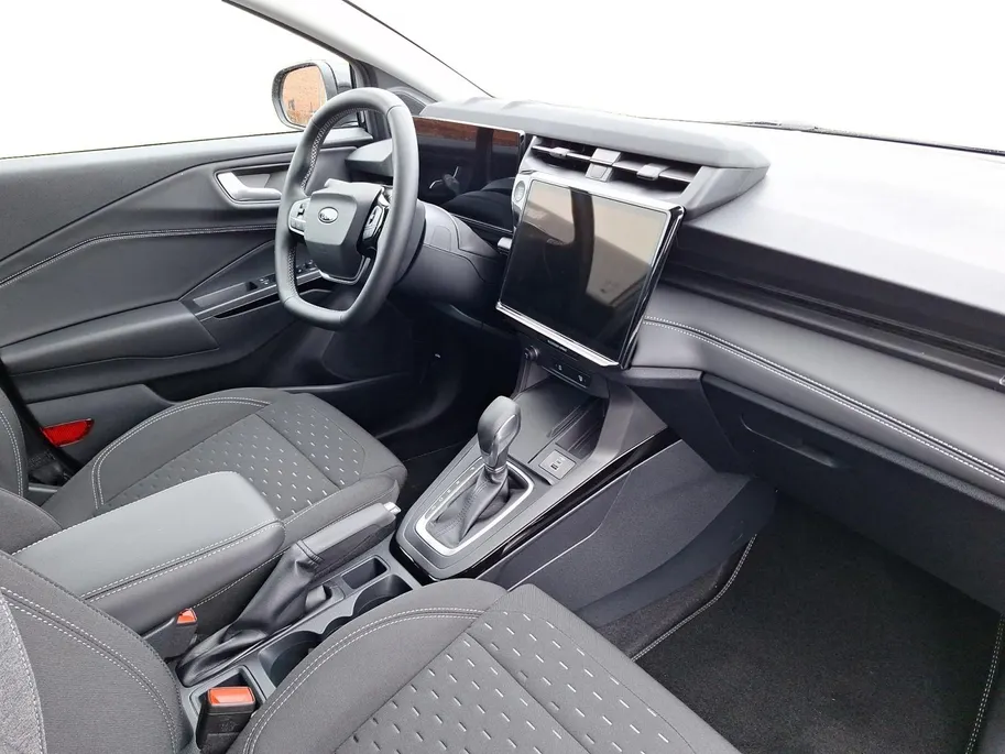 Ford Puma 1.0 EcoBoost Hybrid Titanium | !gratis automaat! | Automaat | Winterpack | Camera | Climate Control | Parkeersensoren | Navigatie | 17' Lichtmetaal | Nieuw te bestellen! |